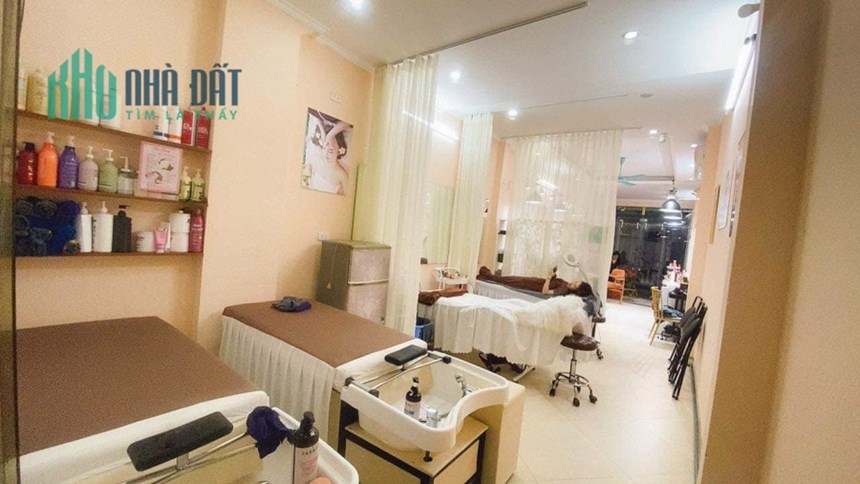 Mình cần sang nhượng lại TIỆM NAIL -MI -SPA -MAKEUP
