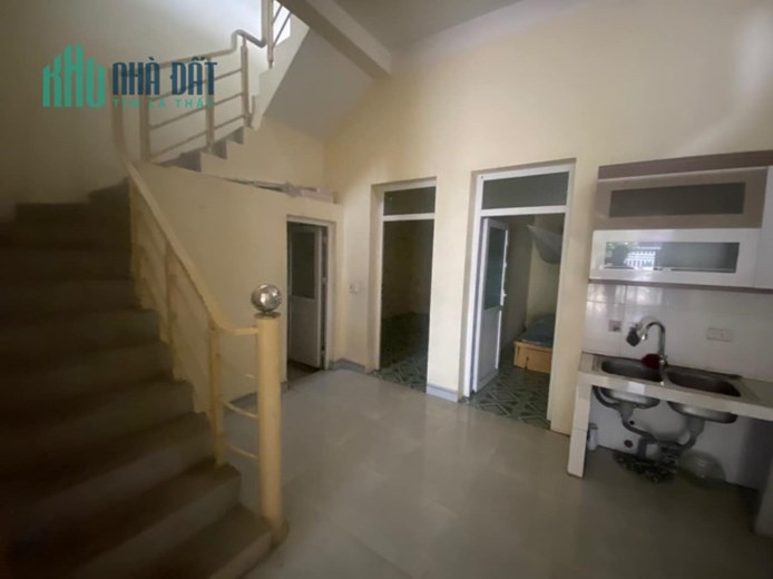 CẦN CHO THUÊ NHÀ LẠC THỊ 5 TRIỆU/THÁNG 90M2, 2 TẦNG, 4 NGỦ, 2 WC