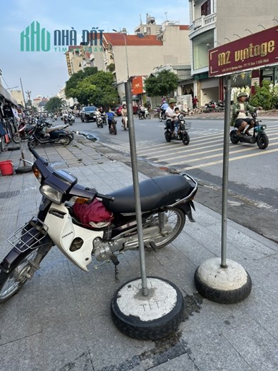 CẦN SANG NHƯỢNG LẠI CỬA HÀNG QUẦN ÁO NAM