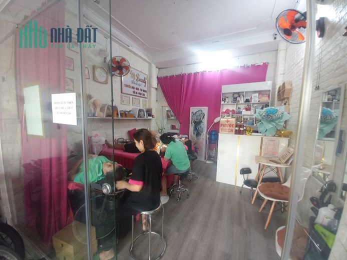 Cần sang tiệm Spa, Nail, Nối Mi, Phun Xăm, Trị Liệu Dưỡng Sinh vẫn đang hoạt động tốt, lượng khách
