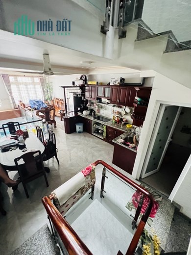 Bán nhà Sơn Kỳ Tân Phú – Chỉ nhỉnh 5 Tỷ nhà mới đẹp 5 tầng HXH 4M chủ xây kiên cố