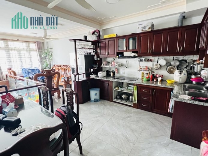 Bán nhà Sơn Kỳ Tân Phú – Chỉ nhỉnh 5 Tỷ nhà mới đẹp 5 tầng HXH 4M chủ xây kiên cố
