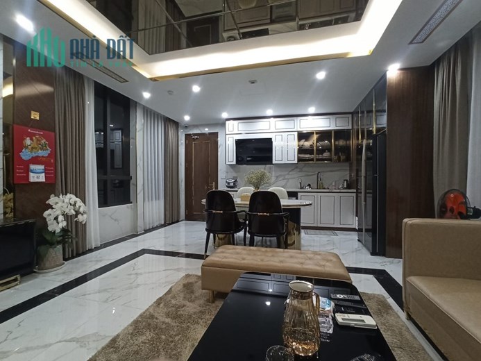 BÁN NHÀ ÁI MỘ  GẦN CV BỒ ĐỀ OTO VÀO NHÀ THANG MÁY