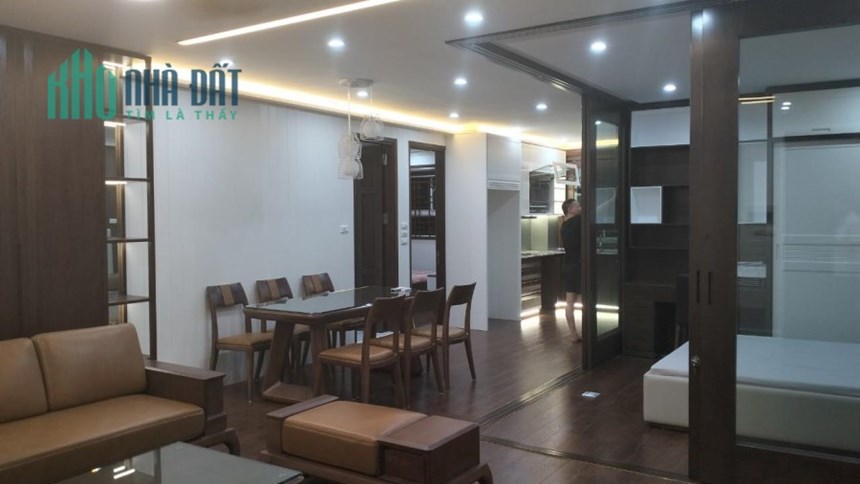 Bán Chung cư 18 Tam Trinh, 100m2, 3PN,  full nội thất, chỉ hơn 3 tỷ.