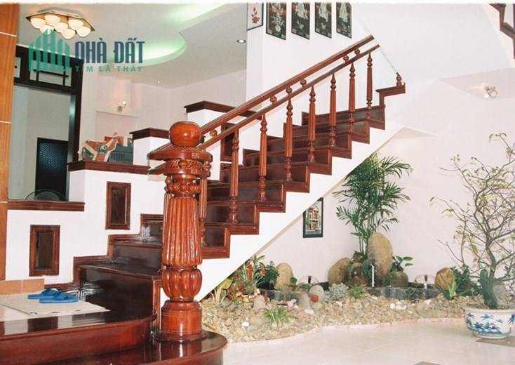 Chào bán căn nhà 2 tầng,168m2 đất sát Nguyễn Văn Thoại và cách Mỹ Khê Đà Nẵng 200m