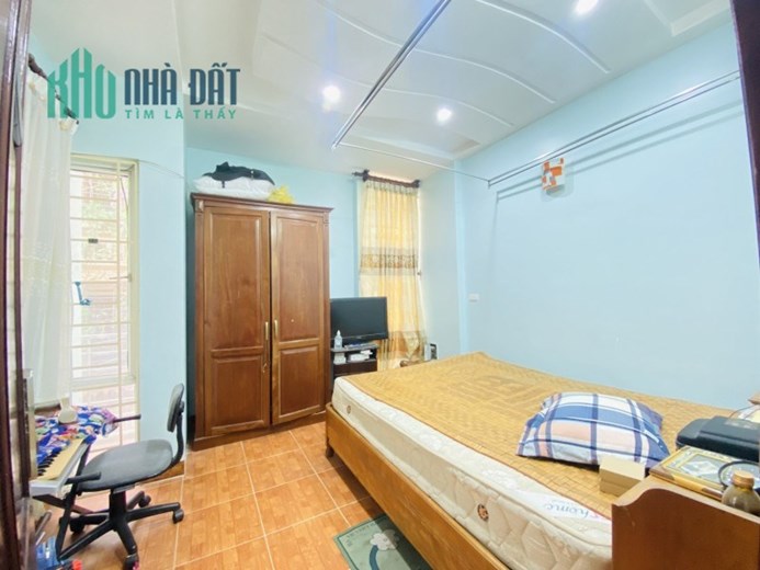 Bán nhà riêng Giáp Nhất Thanh Xuân 38m 5 tầng 3 ngủ ngõ thông gần ô tô nhà đẹp ở ngay nhỉnh 4 tỷ lh