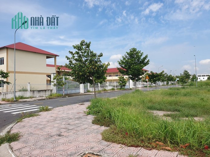Chính chủ cần bán lô đất mặt tiền đường nhựa trục chính 17m, DT 5x20, tại KNO Nam - An Bàu Bàng