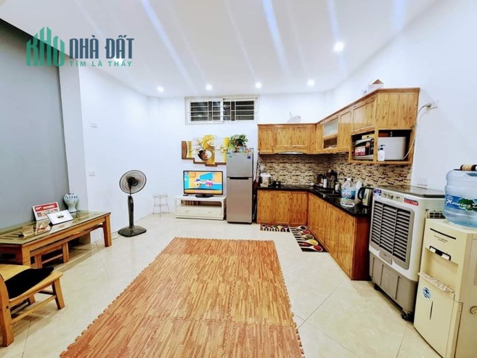 Bán nhà 349 Minh Khai - Hai bà Trưng, 2 thoáng, gần phố, ở luôn 37m, 4 tầng, giá chỉ 3.2 tỷ