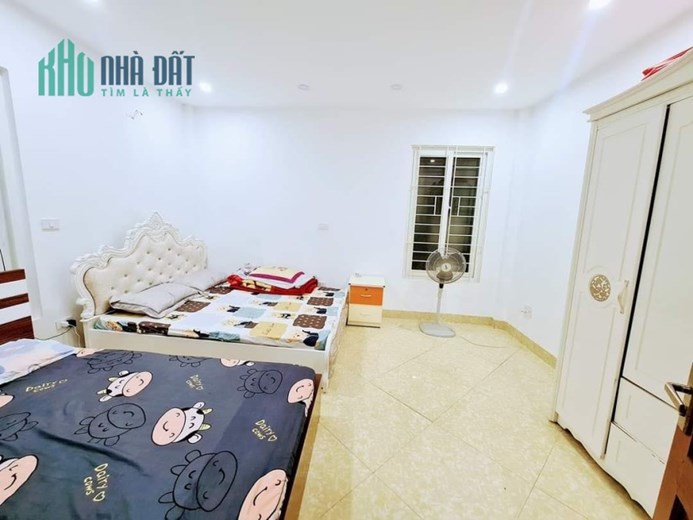 Bán nhà 349 Minh Khai - Hai bà Trưng, 2 thoáng, gần phố, ở luôn 37m, 4 tầng, giá chỉ 3.2 tỷ