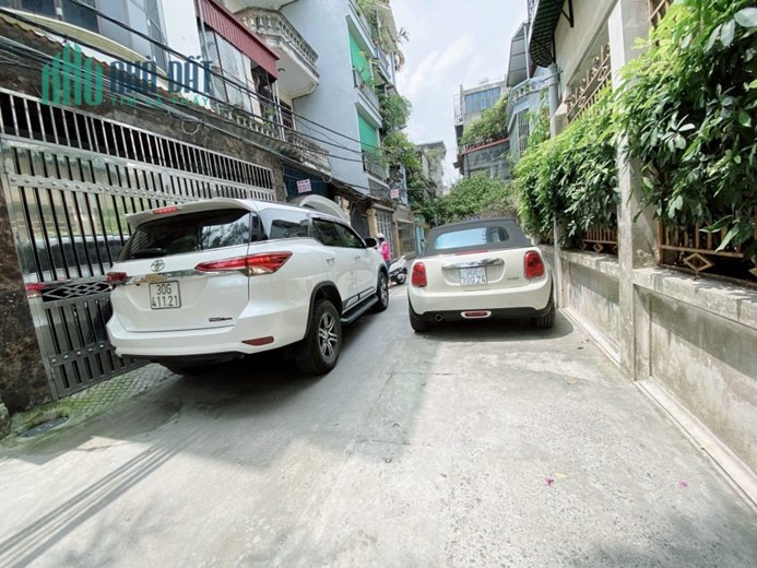 Bán nhà Lạc Trung - HBT Phân lô, oto tránh, KD văn phòng 100m2, mặt tiền 5.2m, giá 16.3  tỷ