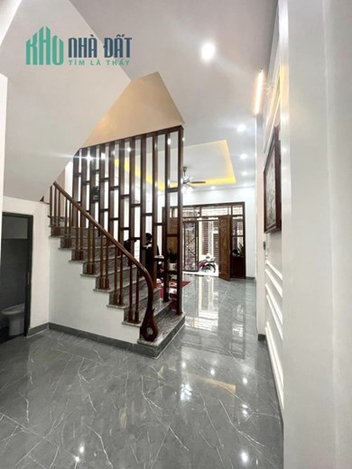 58m 4 Tầng Nhỉnh 7 Tỷ Phố Nguyễn Khánh Toàn Cầu Giấy. Khu Vưc Cán Bộ Cao Cấp. Phân Lô Ô Tô Tránh
