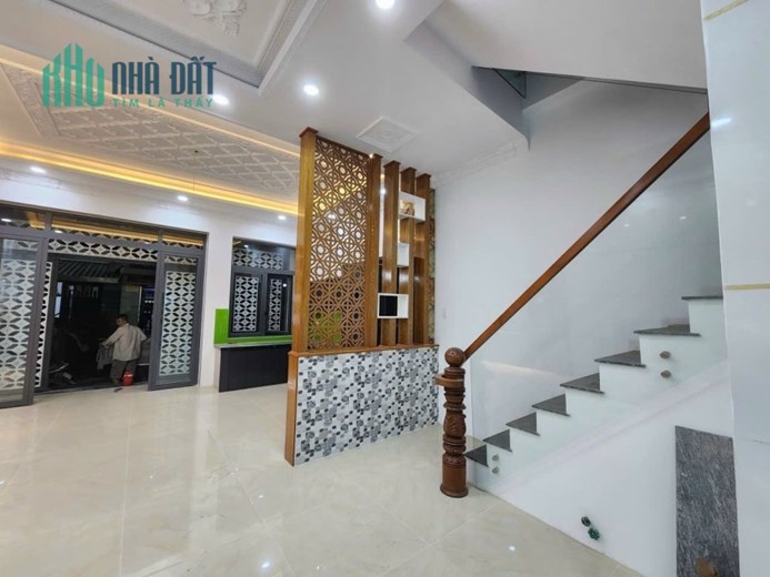 Nhà Hẻm Xe Hơi Lê Văn Quới , Bình Trị Đông, Bình Tân - 50m2  chỉ 4Tỷ - Tặng nội thất