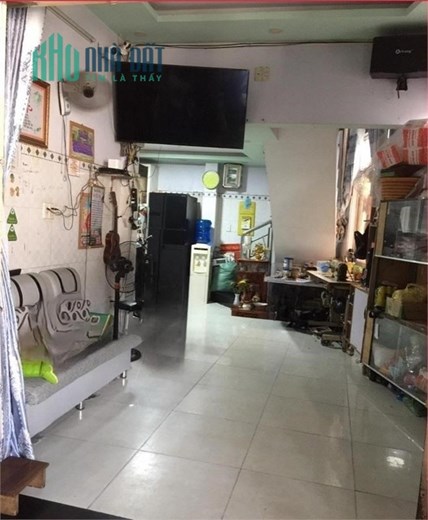 Dãy nhà trọ Nguyễn Ảnh Thủ, thu nhập 300tr năm, giá bán 4,4 tỷ.