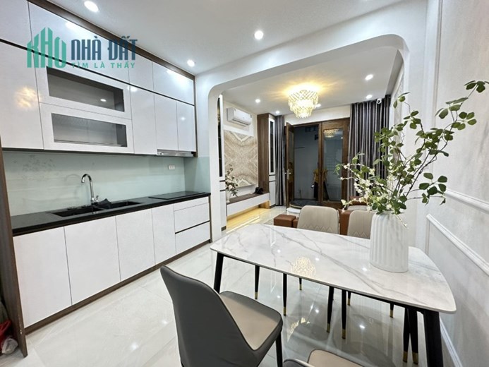 Bán nhà Đống Đa 48mx5 tầng,xây mới,gần ô tô,Hồ điều hoà Công viên-ở sướng