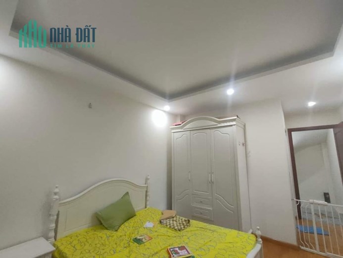 52m 5 Tầng Mặt Tiền 4.5m Nhỉnh 6 Tỷ Phố Dương Quảng Hàm Cầu Giấy. Nhà Thiết Kế Hiện Đại Ở Sướng.