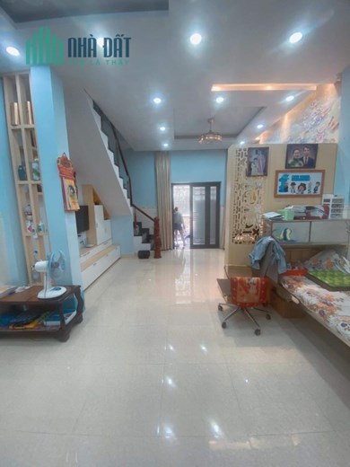 Nhỉnh 6 tỷ Tl - Quận 3 - Lê Văn sỹ - Ngang gần 5 m vuông vức - FULL nội thất .