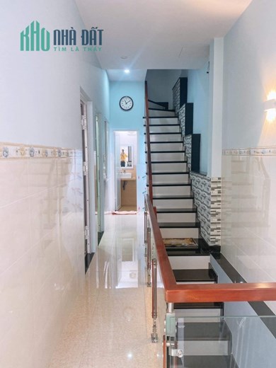 Nhỉnh 6 tỷ Tl - Quận 3 - Lê Văn sỹ - Ngang gần 5 m vuông vức - FULL nội thất .
