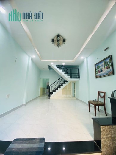 Gấp bán Nhà Cao Thắng - Quận 10 , 60m2 - Sát MT - Gía Chỉ Nhỉnh 6Tỷ.