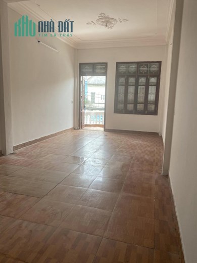 CHO THUÊ NHÀ ĐÔNG MỸ - 3 TẦNG - 105 M2 - 4 NGỦ - 3 WC 8 TRIỆU/THÁNG - Ở HAY VĂN PHÒNG, KHO ĐỀU ĐƯỢC.