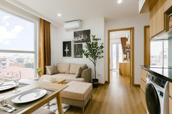 Toà Nhà Căn Hộ Dịch Vụ Tây Hồ 156m2 8 tầng 3 thoáng view hồ chỉ 26,5 tỷ