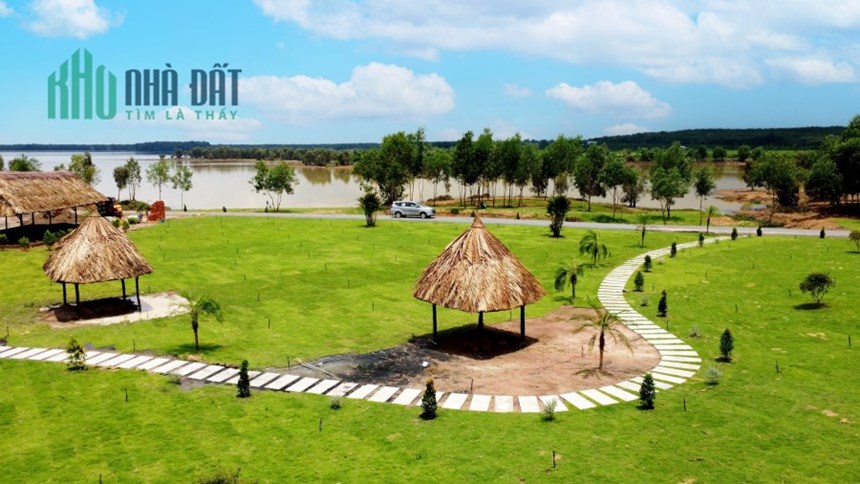 Đất 1000m² view hồ nghỉ dưỡng giá 300triệu