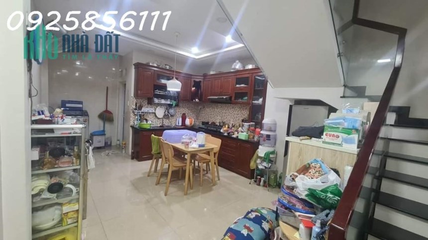 Nhà bán Hiệp Bình Phước ở ngay 4 tầng khu phân lô 54m Chỉ 6 tỷ hẻm hai xe hơi