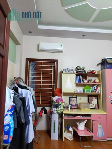 36m 5 Tầng Mặt Tiền 4.4m Nhỉnh 6 Tỷ Mặt Phố Trần Tử Bình Cầu Giấy. Vỉa Hè Đá Bóng Kinh Doanh Bất