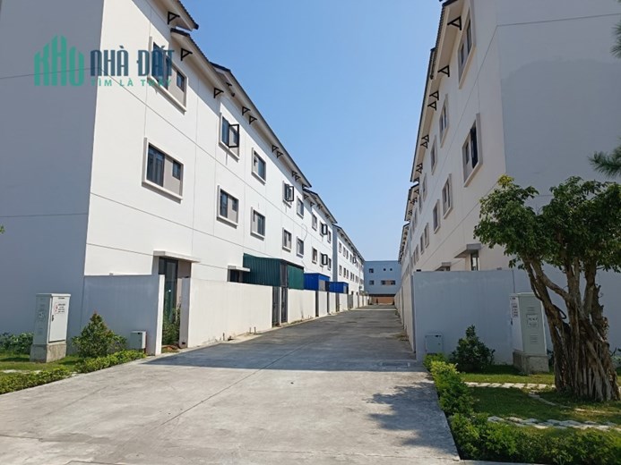 🏰🏰🏰 Bán Shophouse 90 m2 lô góc 3 mặt thoáng kđt Vsip.
