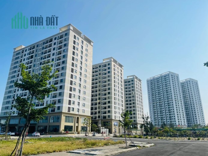Bán căn hộ 2PN FPT Plaza 1 view biển FULL  nội thất