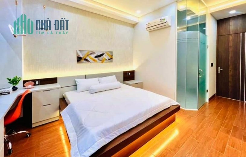 BÁN BIỆT THỰ MẶT TIỀN - SÁT E MART2 - PHƯỜNG 14 GÒ VẤP- 4.2 NGANG DÀI 19- 5 TẦNG
