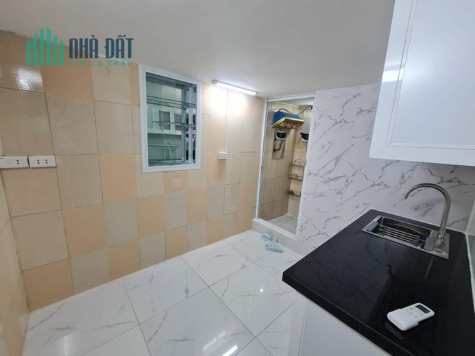 Bán nhà TT Lò Đúc- nhỉnh 800tr-gần ô tô-nhà đẹp kiên cố- sổ đỏ CC- hiếm có khó tìm