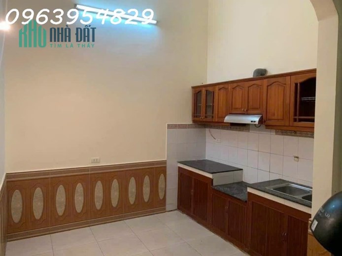 BÁN NHÀ TRƯỜNG CHINH, QUẬN ĐỐNG ĐA, NGÕ THÔNG TỨ TUNG, NHÀ DÂN XÂY CHẮC CHẮN, THÊM THÙNG SƠN LÀ
