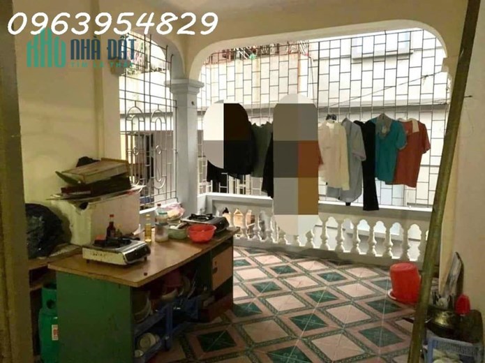 BÁN NHÀ TRƯỜNG CHINH, QUẬN ĐỐNG ĐA, NGÕ THÔNG TỨ TUNG, NHÀ DÂN XÂY CHẮC CHẮN, THÊM THÙNG SƠN LÀ