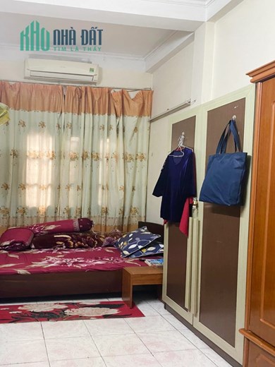 Bán nhà mặt phố Vọng 45m2*4 Tầng MT 3.05m giá 7.5 Tỷ vỉa hè kinh doanh