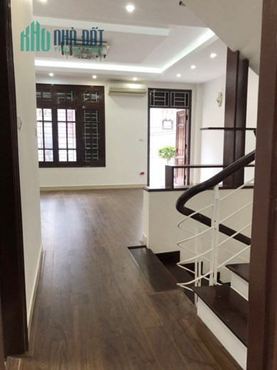 Chính chủ cần bán biệt thự ngõ 192 Lê Trọng Tấn, 4 tầng DT 111m2, Mặt tiền 6,2m, gara 2 ô tô