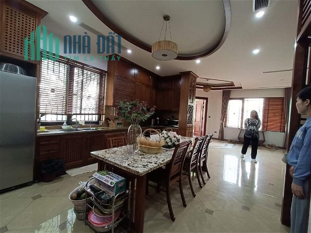 BÁN BT KHU TỨ HIỆP - THANH TRÌ - 232M2, 4 TẦNG, MẶT TIỀN 29M, GIÁ 60 TỶ - LÔ GÓC - KD ĐỈNH.