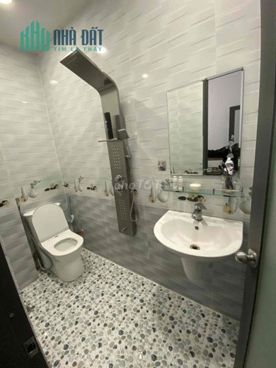 ** CHO THUÊ CĂN HỘ DỊCH VỤ PHƯỜNG 13 - QUẬN TÂN BÌNH - TP.HCM **