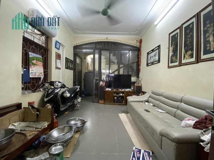 BÁN NHÀ NGÕ 258 TÂN MAI, 105M2 GIÁ CHỈ 13.5 TỶ