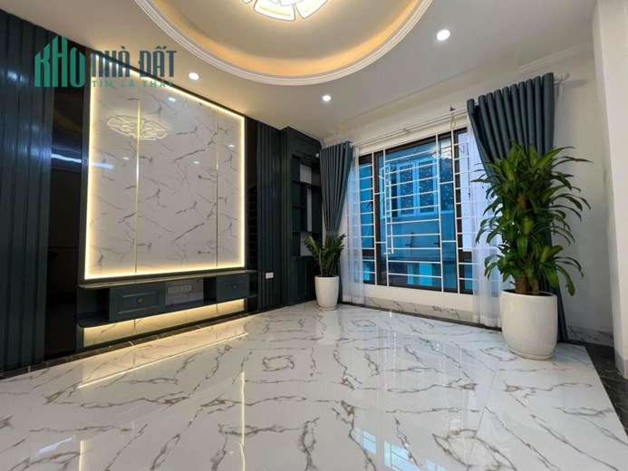 BÁNNHÀ ĐẸP HIẾM PHÚC DIỄN LÔGÓC ÔTÔ TƯƠNG LAI TIỀM NĂNG GIÁ TỐT 9.31TỶ