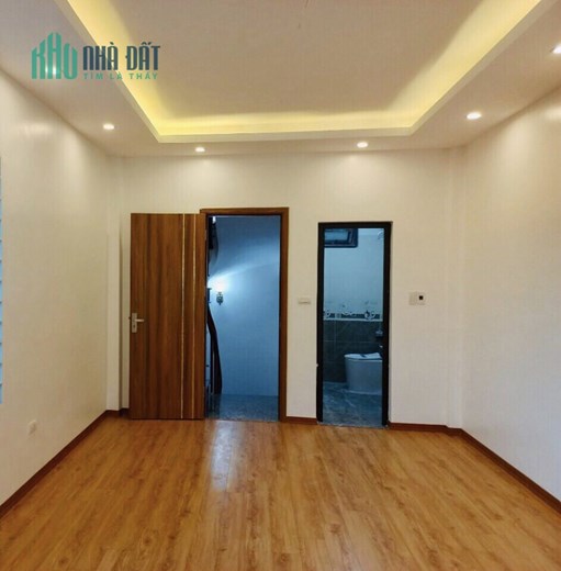 BÁN NHÀ NGÕ LIÊN MẠC BẮC TỪ LIÊM Ô TÔ TRÁNH ĐỖ 5 TẦNG 55M2, MT 4M NHỈNH 3 TỶ