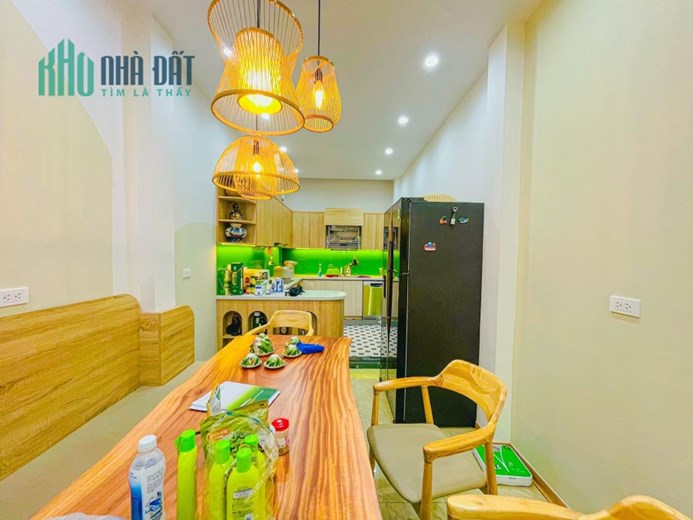 51m Mặt Tiền 4.3m Nhỉnh 9 Tỷ Phân Lô Vip Phố Nguyễn Thị Định. Vỉa Hè Đá Bóng Kinh Doanh Đỉnh. Ô Tô