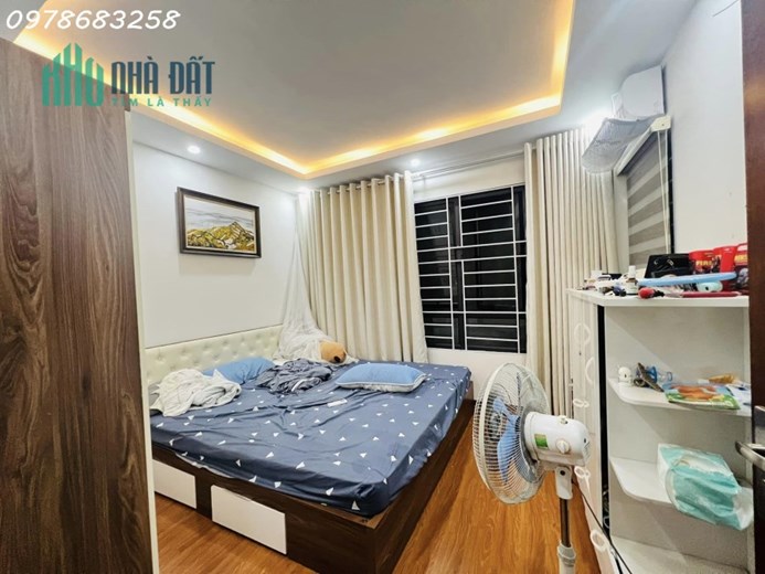 Nhà đẹp Thịnh Liệt, DT 46m2, 5 tầng, mặt tiền 4m, giá nhỉnh 4 tỉ (có TL)