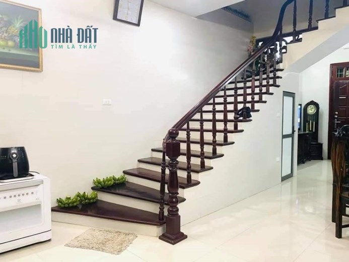65m Mặt Tiền 4.3m Nhỉnh 7 Tỷ Phố Nguyễn Ngọc Vũ Cầu Giấy. Ô Tô Dừng Đỗ Ngày Đêm. Nhà Chủ Xây Chắc