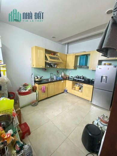 75m 5 Tầng Mặt Tiền 4.2m Phố Nguyễn Ngọc Vũ Phân Lô Kinh Doanh Sầm Uất Ngày Đêm.Vỉa Hè Đá Bóng. Vị