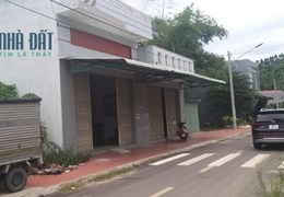 Cần Bán Gấp Căn Nhà Vị Trí Đẹp Tại thị trấn Diêu Trì, Huyện Tuy Phước, Tỉnh Bình Định.