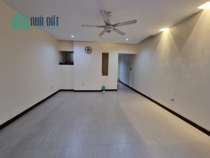 68m 7 Tầng Mặt Tiền 4.5m Nhỉnh 12 Tỷ Tòa Nhà View Hồ Thang Máy Nhập Khẩu Phố Nguyễn Ngọc Vũ Cầu