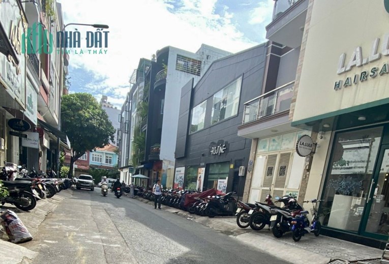 GẤP! MT Phan Xích Long, Phú Nhuận - 4*20 - 4 tầng - chỉ 29.8 tỷ còn TL