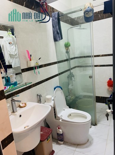 Bán nhà đường Nguyễn Bỉnh Khiêm gần Đại Học Y, 47m 4 tầng GIÁ chỉ 2.65 tỉ
