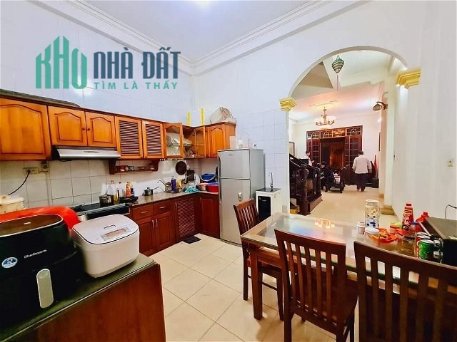 BÁN NHÀ PHỐ VĨNH PHÚC-VỈA HÈ ĐÁ BÓNG  – OTÔ TRÁNH-GẦN CHỢ KINH DOANH 47 M 5T 13.4 TỶ