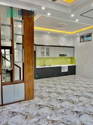 Bán nhà mặt đường Thư Trung- Hải An, 54m 4 tầng mới tinh GIÁ 3.8 tỉ